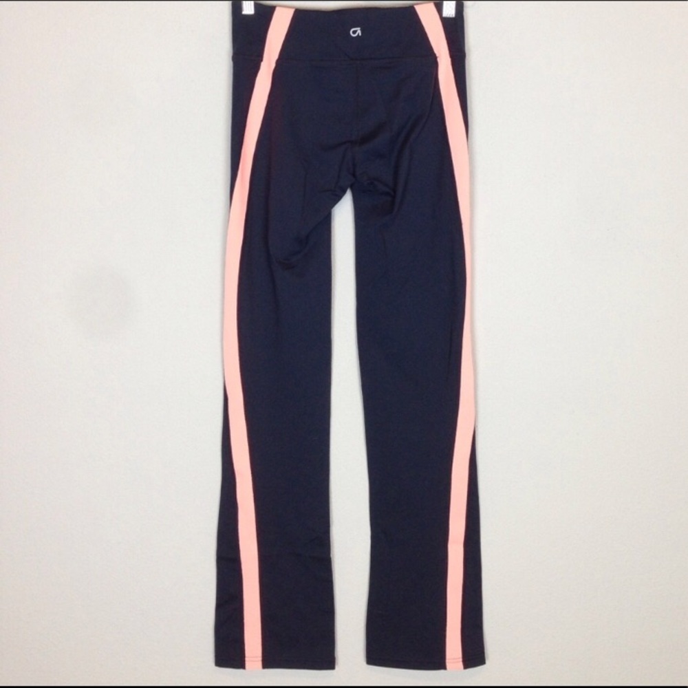 NWT Gap Fit gdance workout pants